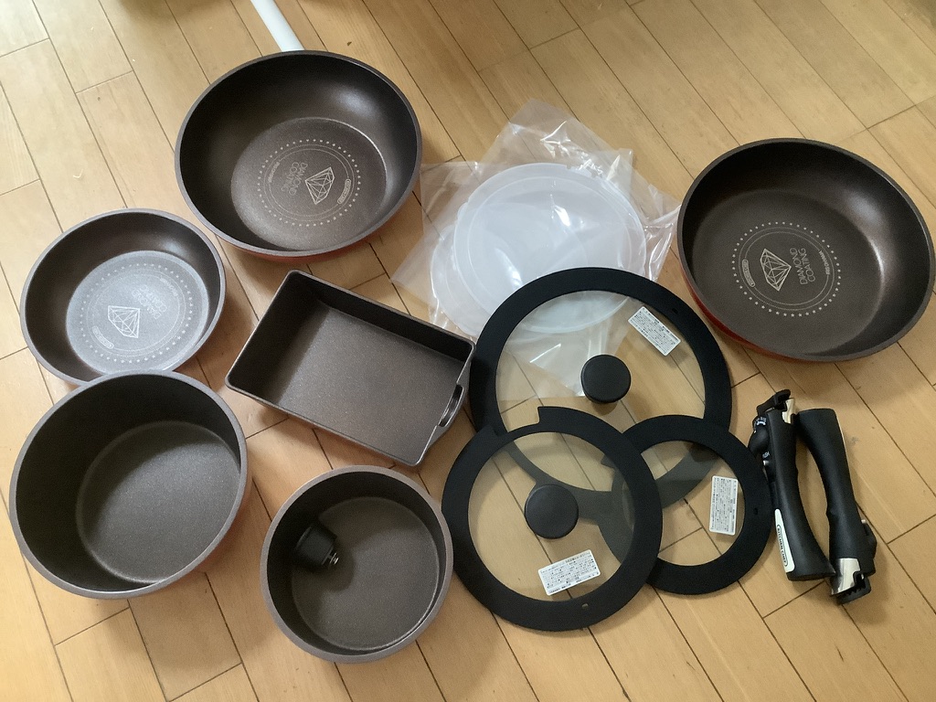 これから頑張るフライパンたち